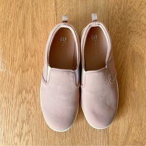 GAP Kids Slip-On Sneakers in Peachy Beige